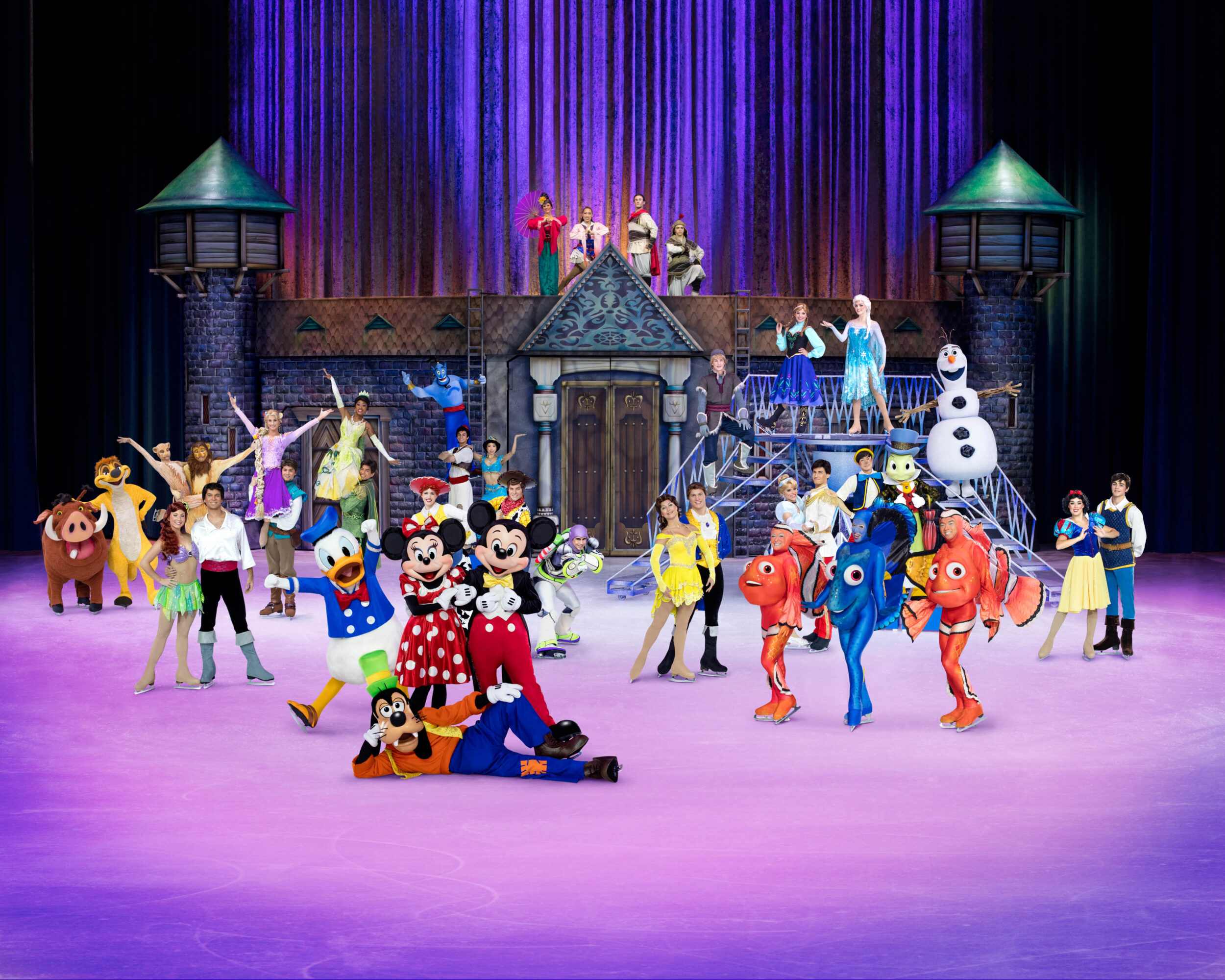 Disney On Ice viert 100 Years of Magic met meer dan 50 Disney characters