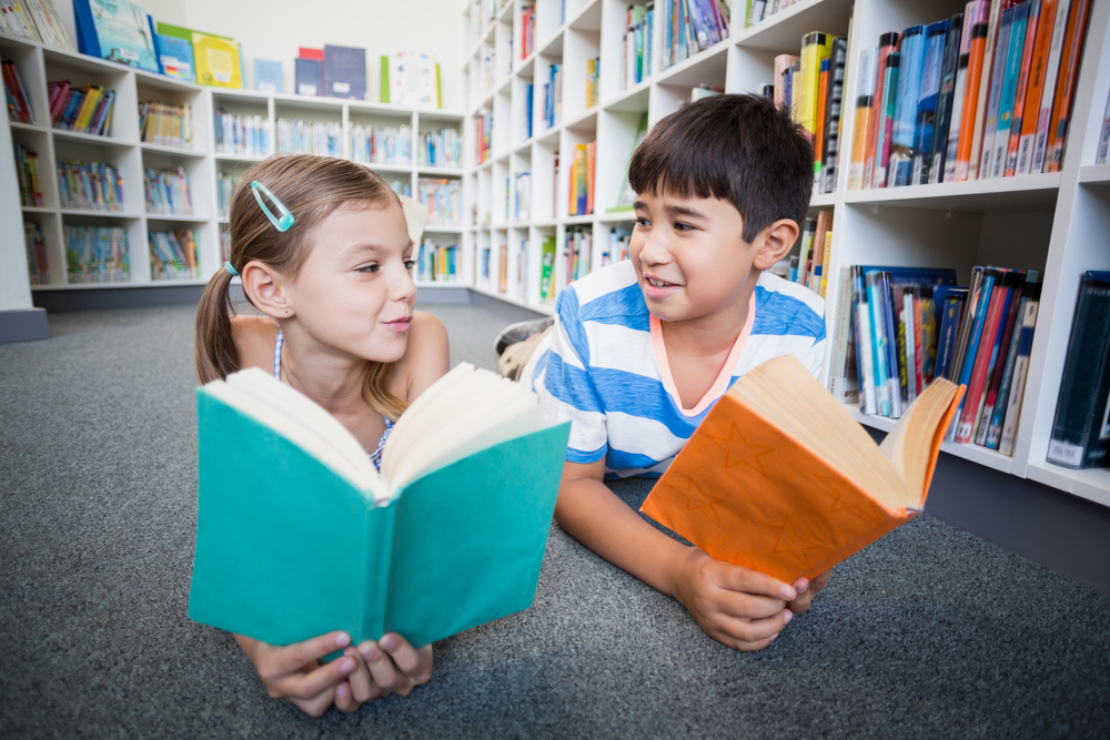 Neerwaarts Ga door Millimeter Leesbevordering: hoe je kinderen aan het lezen krijgt • Juf Maike