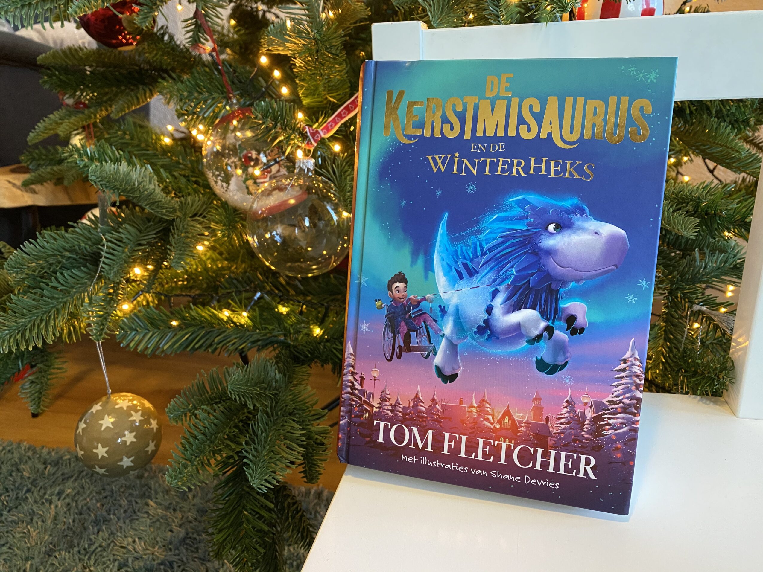 De Kerstmisaurus en de Winterheks